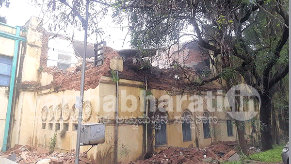 Wall collapses during class at Mysuru Maharani’s College, no casualty